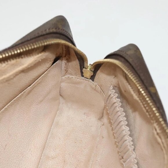 LOUIS VUITTON Monogram Trousse Toilette 23 Clutch Bag M47524 LV Auth 120282 - Picture 11 of 16